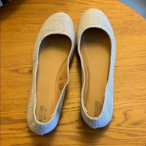 Missimo blue and white stripe flats